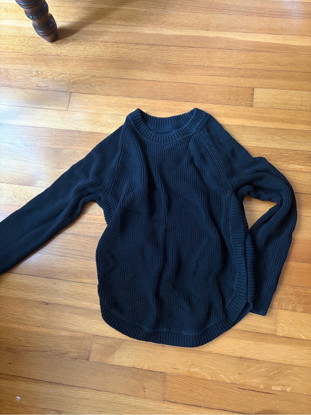 Roots Black Crewneck Sweater